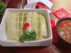 -左庭右院鲜牛肉火锅(新梅广场店)