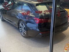 -上海永达奥诚奥迪4S店(申江路店)