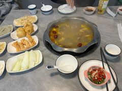 -光头药膳鸡(莱茵小镇店)