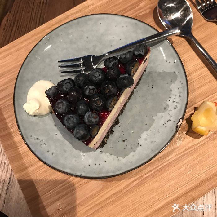 wagas沃歌斯(中海环宇荟店)蓝莓芝士蛋糕图片