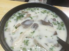 -津津老鸭粉丝馆(正东路店)