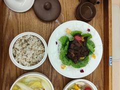 -雪梅月子中心(华侨城店)