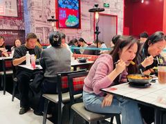 -肥汁米蘭香港米线(长宁来福士店)