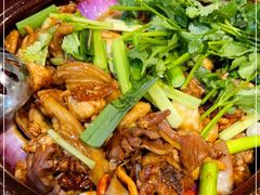 -胡须佬鸡煲四季火锅(海雅缤纷城店)