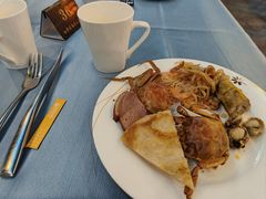 -黄金海景西餐厅·三文鱼·牛扒云顶旋转自助餐