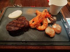 -恰餐厅及酒吧 CHAR Bar & Grill (北京丽都皇冠假日店)