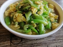 丝瓜炒鸡蛋-东河市场