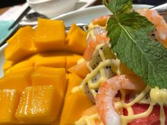 越式芒果鲜虾沙律-米纸越南小馆(金鹰世界店)