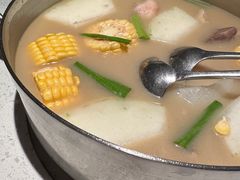 -肥仔文澳门猪骨煲(南京西路店)