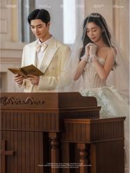 -雪中彩影婚纱摄影·微光艺术中心