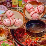 终于吃到🐷猪仔馒头火锅啦！