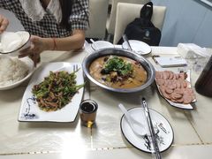 -福园东北菜饺子铁锅炖