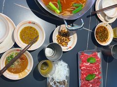 -由衷贵州酸汤牛肉火锅(新桥店)