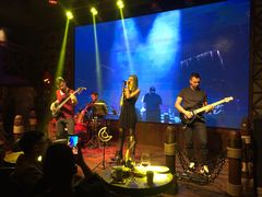 -爱啤精酿·民谣酒馆(滨江店)