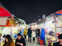 -大学城夜市大排档(凤栖路店)