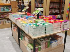 -新华书店(印象城店)
