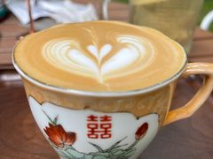 牛奶咖啡-春风习习