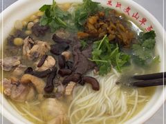 -文山荷鲜居(翠湖店)