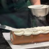 爱Ta带Ta来吃，白蘭草莓布蕾卷