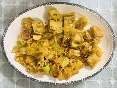 -天天向上素食餐厅(五台山店)