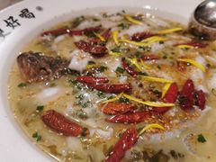 -江渔儿酸菜鱼(映月湖环宇城店)
