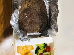南美肋眼牛排比萨-达美乐比萨(定西路店)
