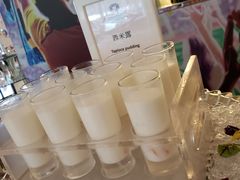 -亮马河饭店翠雅咖啡厅