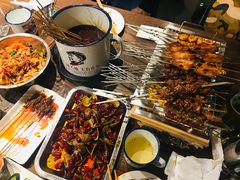 -喝丢一只鞋辣炒海鲜小烧烤(三八广场店)