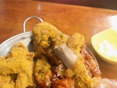 -BHC炸鸡(明洞总店)