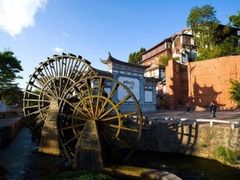 -阿婆情腊排骨火锅(金虹路店)