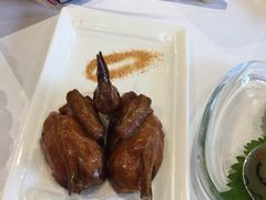 -景月阁空中食府(希尔顿酒店)
