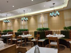 -闫府私房菜(经四路万达店)