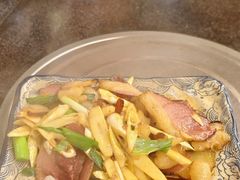 山笋炒腊肉-胖妈酸汤鱼(总店)