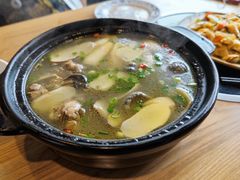 姬松茸炖鸡-妈妈的味道(和顺古镇店)