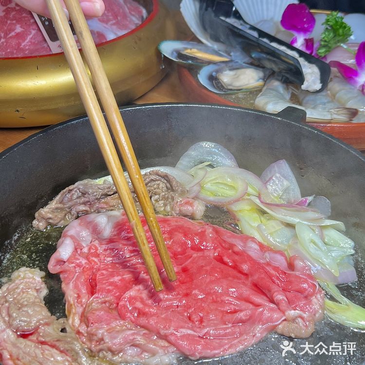 牛膳寿喜锅新品居然有马肉！