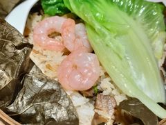 喜势招牌荷叶饭-喜势点·糖沙翁手工茶点·本地人茶居(永庆坊店)