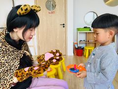 -猴有戏教育戏剧·音乐剧·主持口才·演讲朗诵辩论(环球港华师大校区)
