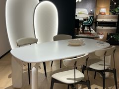 -罗奇堡家具(淮海西路店)