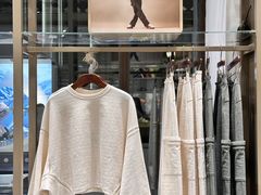 -王府井奥莱棋盘山小镇