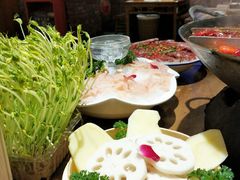 -白乐天毛肚火锅馆(解放碑店)