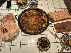 -旧街市鲜货老火锅(大光路店)