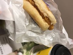 -麦当劳(中唱大厦店)