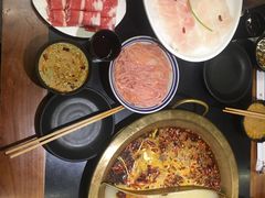 -沸炉重庆老火锅(军事博物馆店)