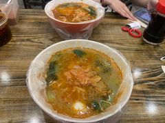 -二钢串叔麻辣烫(华龙大厦店)