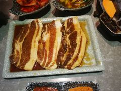 -哈哈碳都·牛肋条无限自助烤肉(台江万达店)