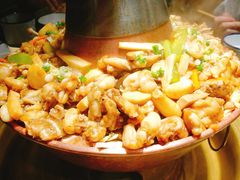 -沪小二炭火蛙锅(淮海中路美食不夜城店)