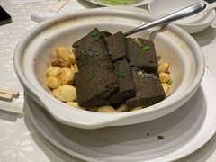 煲烧自制黑豆腐-五缘水乡酒店兰轩中餐厅