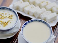 -周大娘牛乳(旧寨古村总店)