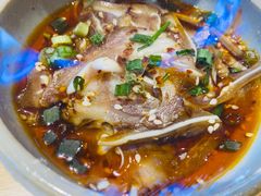 凉拌猪耳朵-呼啦面馆·头牌豌杂面(爱琴海店)