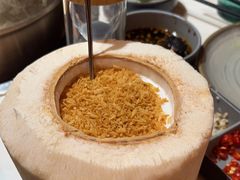 -喃喃椰·糟粕醋·椰子鸡火锅(七堡花园店)